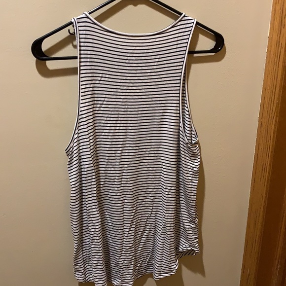 American Eagle soft & Sexy top - Picture 4 of 5